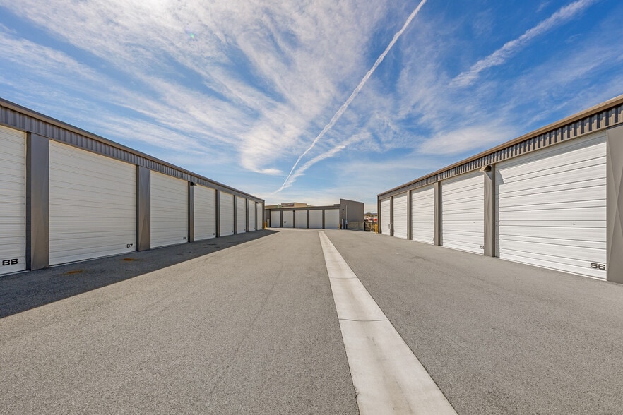 More Photos Of 11440 Digital Ct, Sparks Self Storage For Sale