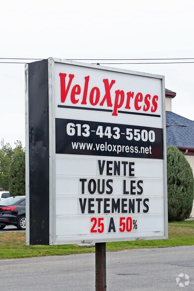 More Photos Of 671 Notre Dame St, Russell Service For Sale