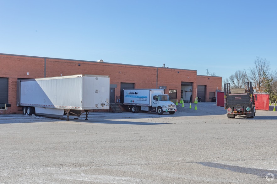 More Photos Of 1500 Caton Center Dr, Arbutus Unknown For Lease