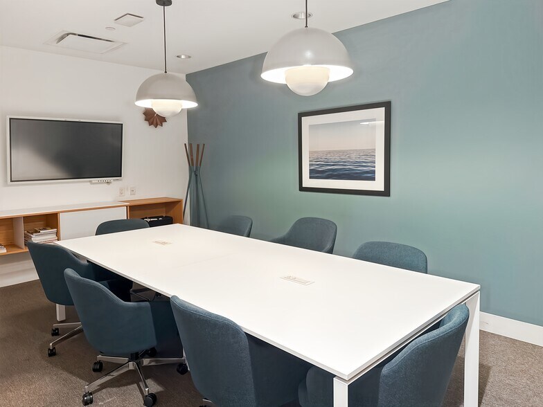 More Photos Of 3350 Virginia St, Coconut Grove Office For Lease