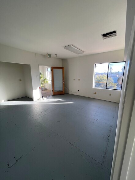 Primary Photo Of 860 Petaluma Blvd, Petaluma Unknown For Lease