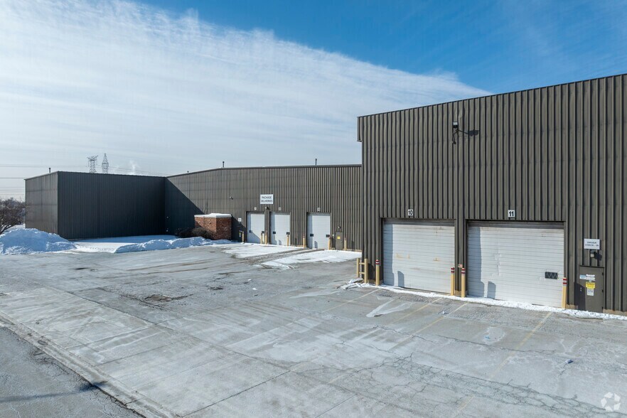 More Photos Of 6226 W 74th St, Bedford Park Manufacturing For Sale