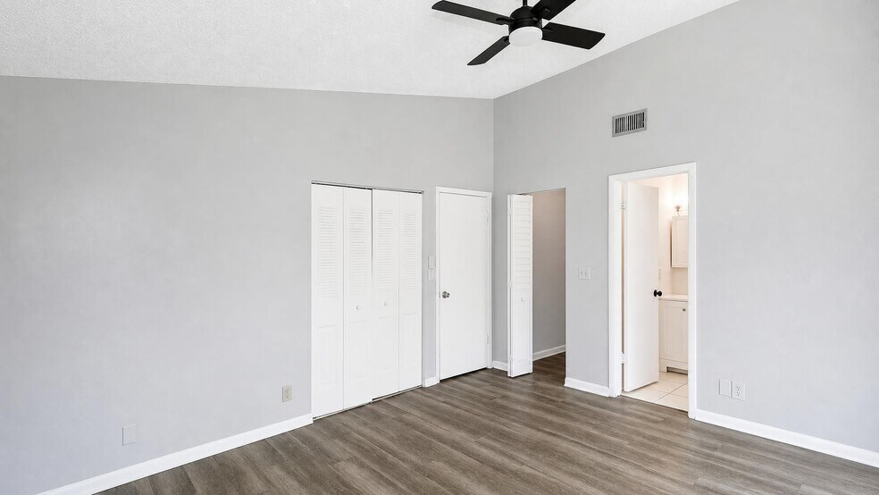 More Photos Of 11281 NW 39th St, Coral Springs Multifamily For Sale