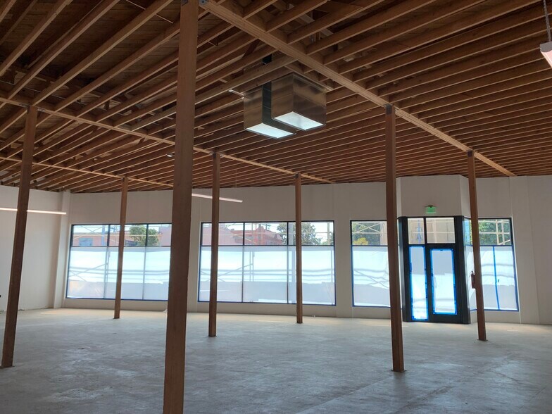 More Photos Of 4501-4515 W Adams Blvd, Los Angeles Loft Creative Space For Lease