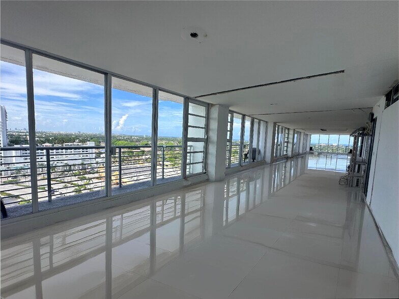 More Photos Of 1720 Harrison St, Hollywood Office Residential For Lease