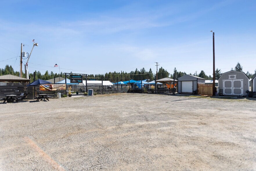 More Photos Of 802 S Shore Diamond Lake Rd, Newport Restaurant For Sale