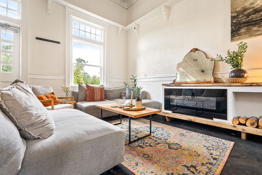 More Photos Of , Hogansville Unknown For Sale