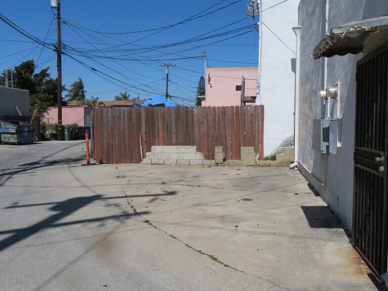 More Photos Of 8471 S Van Ness Ave, Inglewood Loft Creative Space For Sale