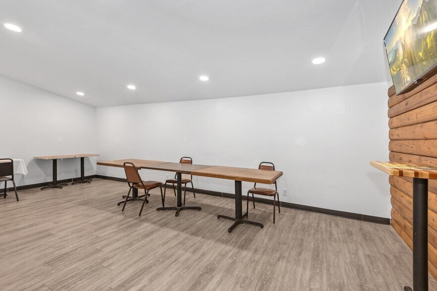 More Photos Of N7405 State Road 80, New Lisbon Restaurant For Sale