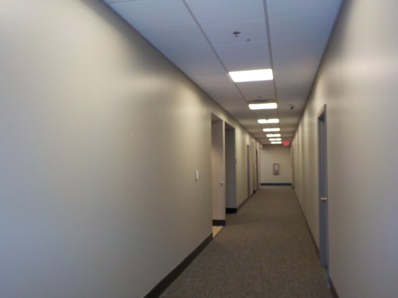 More Photos Of 5700 N Exp 77/83, Brownsville Medical For Lease