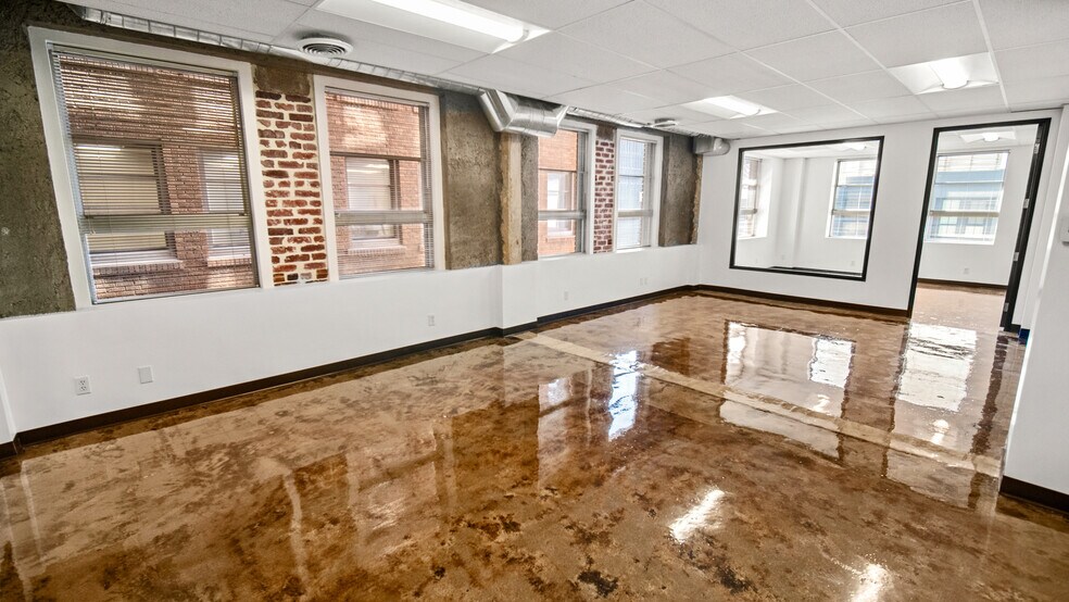 More Photos Of 235-247 E Broadway, Long Beach Office For Lease