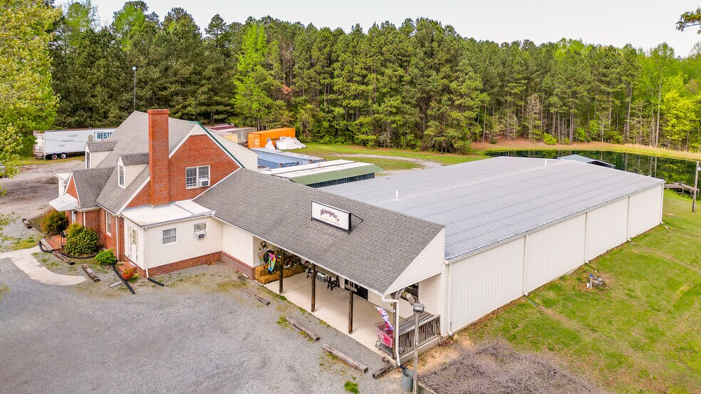 More Photos Of 6663 Highway 58, Buffalo Junction Storefront Retail Office For Sale