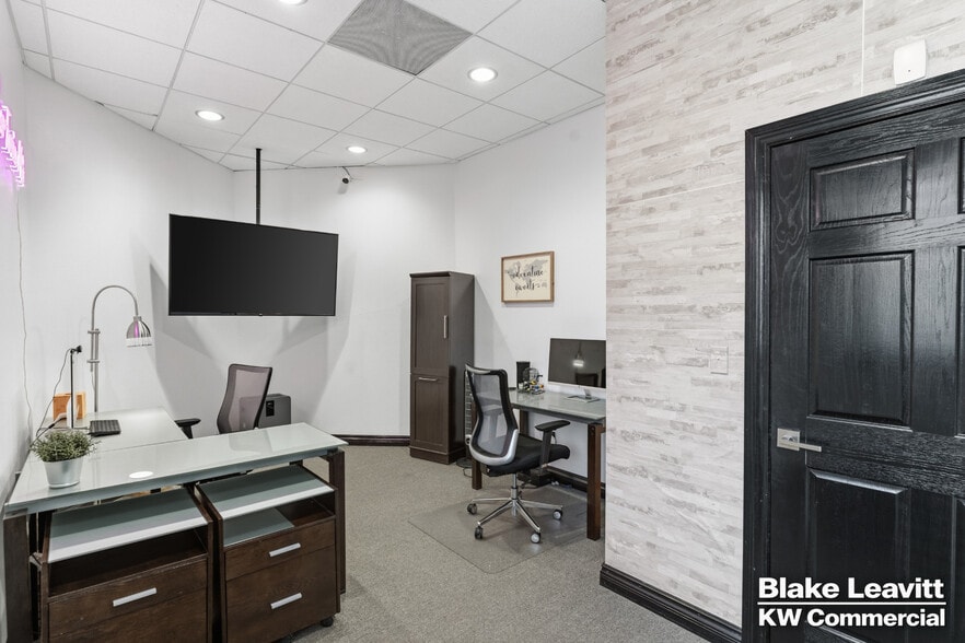 More Photos Of 5844 S Pecos Rd, Las Vegas Medical For Sale