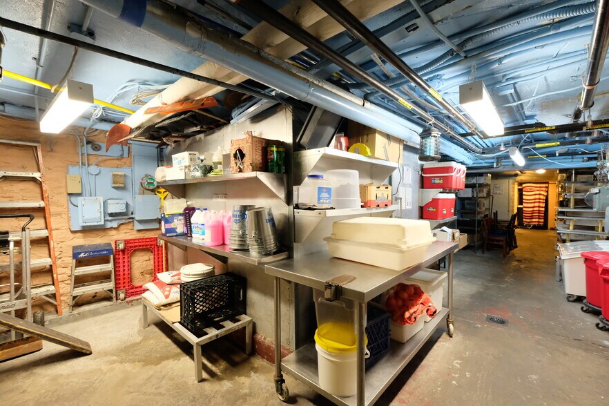 More Photos Of 358 W 23rd St, New York Multifamily For Sale