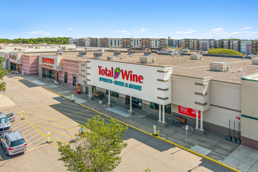 More Photos Of 3300-3550 124th Ave NW, Coon Rapids Unknown For Lease