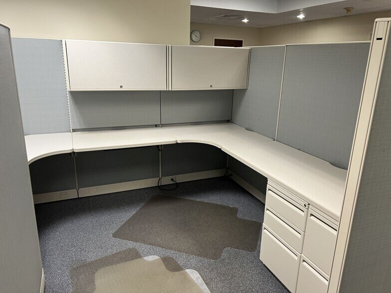 More Photos Of 753 Boston Post Rd, Guilford Office For Lease