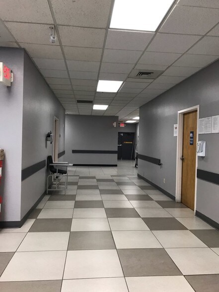 More Photos Of 4550 E Charleston Blvd, Las Vegas Medical For Lease