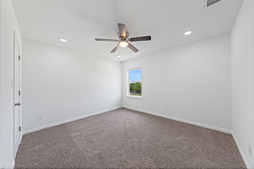 More Photos Of 6010 Shashi Place, San Antonio Apartments For Sale