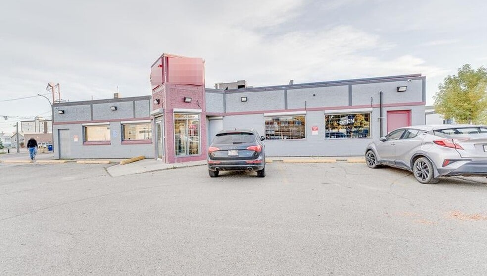 More Photos Of 4617 50 Av, Red Deer Storefront For Lease