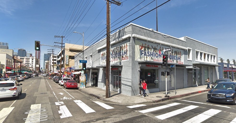 More Photos Of 419-431 E 11th St, Los Angeles Storefront For Lease