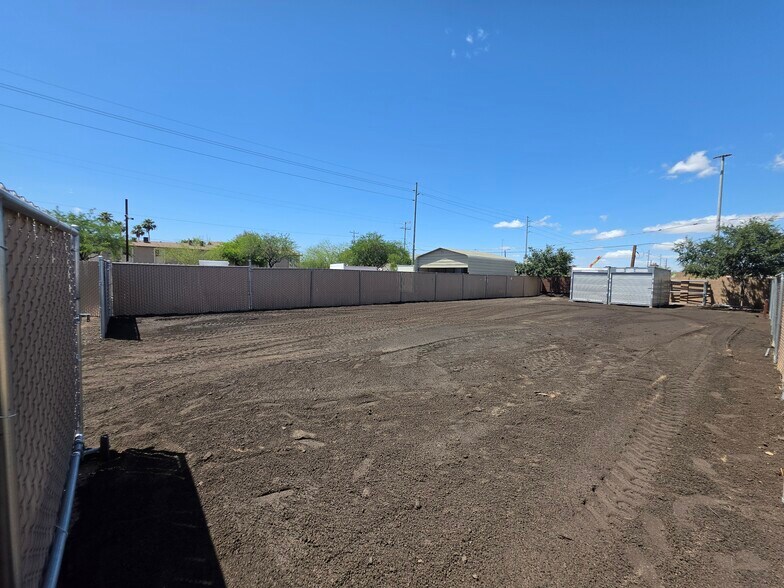 More Photos Of 21414 N 24th Dr, Phoenix Land For Lease