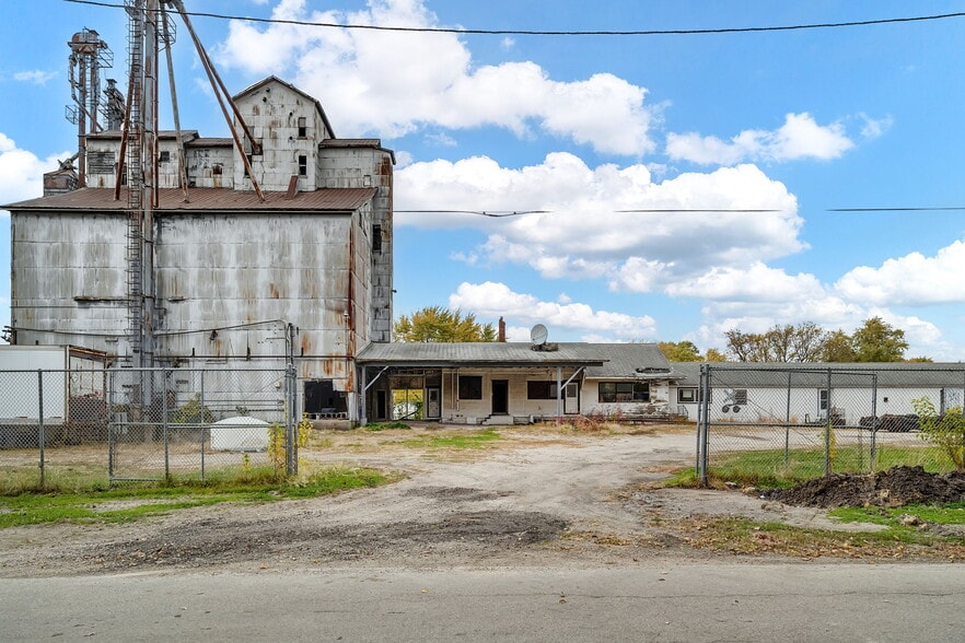 More Photos Of 604 South St, Mazon Land For Sale