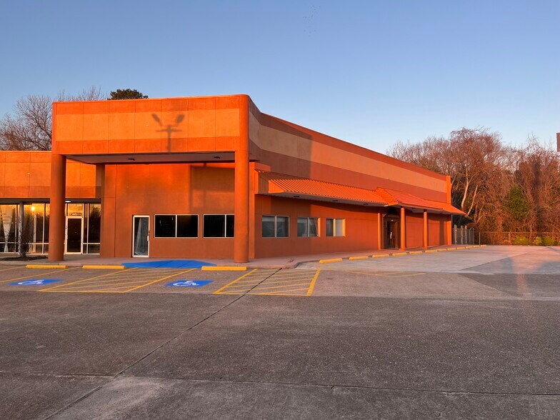 More Photos Of 18405 SH 249, Houston General Retail For Lease