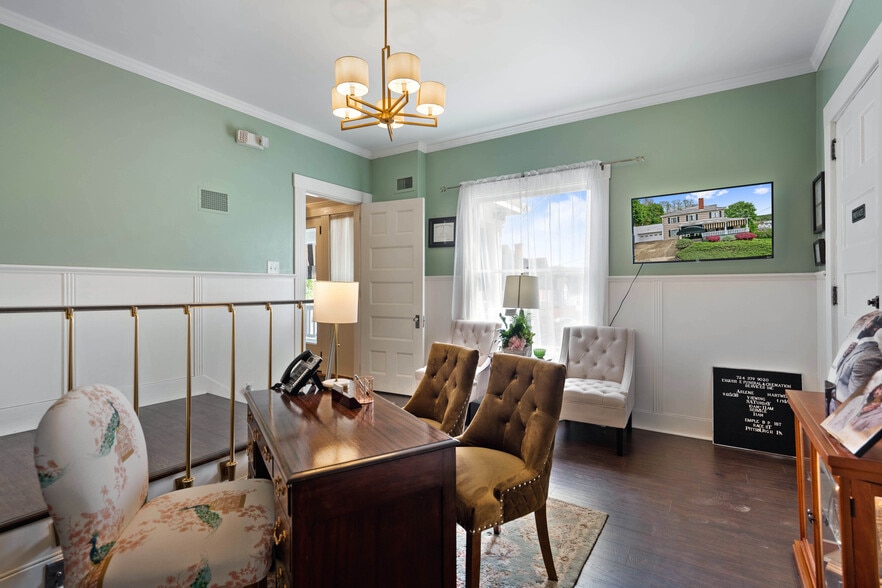 More Photos Of 701 Thompson Ave, Donora Funeral Home For Sale