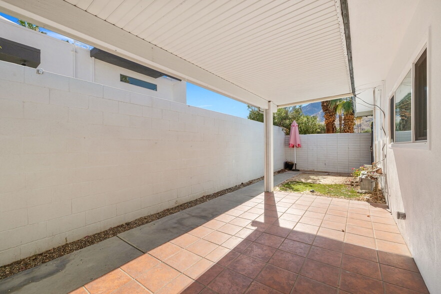 More Photos Of 2080 S Camino Real, Palm Springs Apartments For Sale