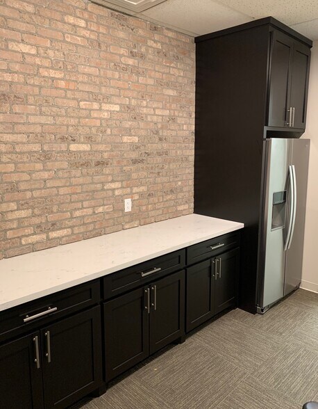 More Photos Of 14340 Memorial Dr, Houston Office For Lease