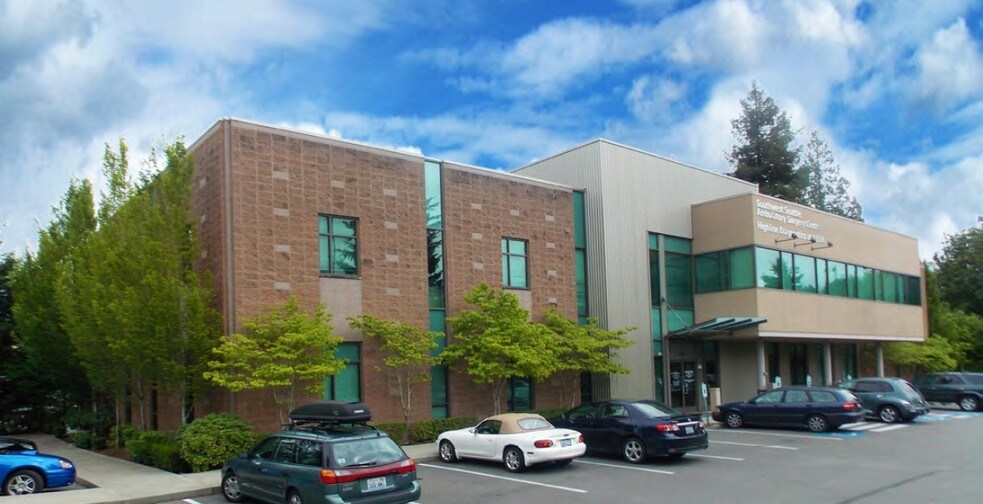 More Photos Of 275 SW 160th St, Burien Medical For Lease
