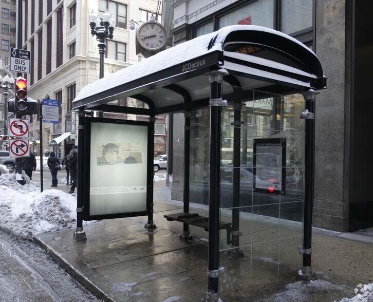 More Photos Of 327 S Plymouth Ct, Chicago General Retail For Lease