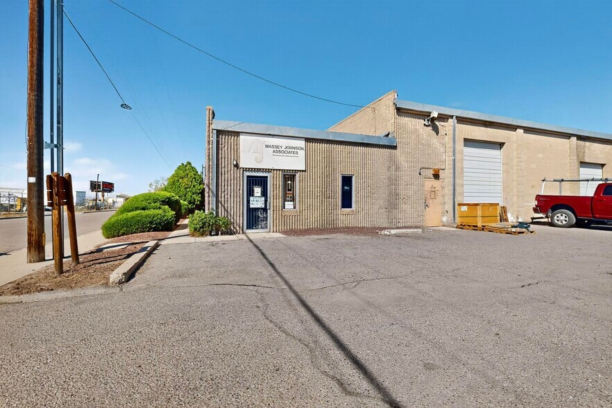 More Photos Of 2105 Aztec Rd NE, Albuquerque Warehouse For Sale