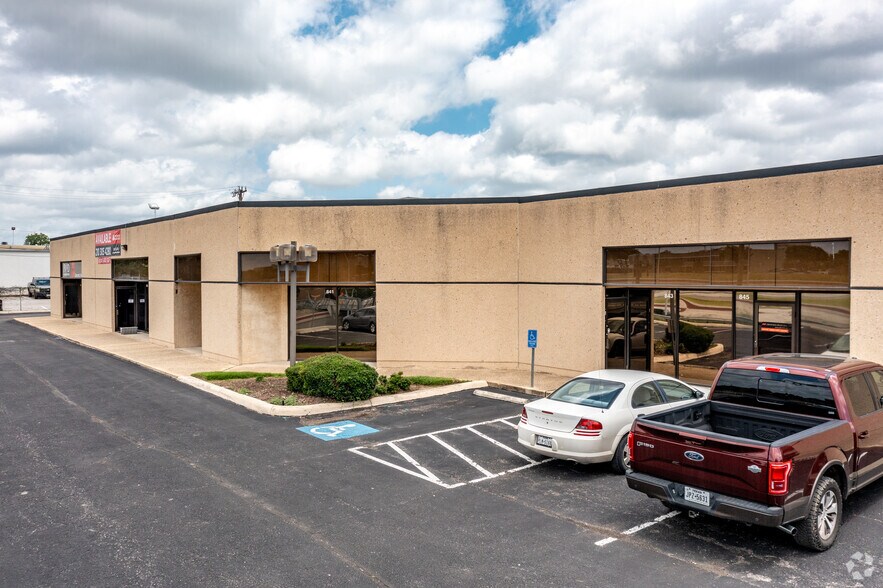 Primary Photo Of 833-899 Isom Rd, San Antonio Unknown For Lease