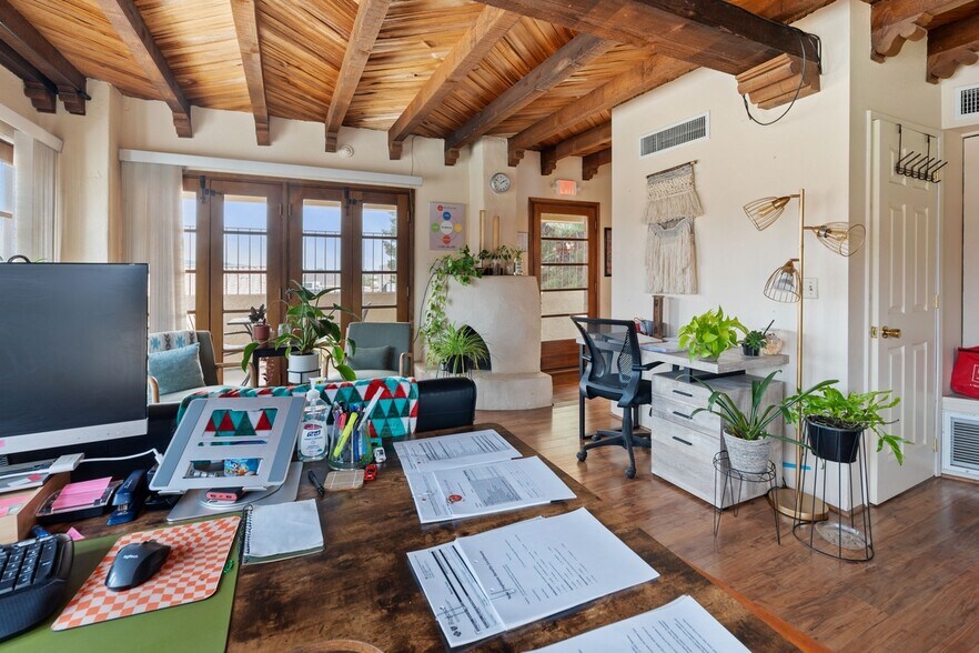 More Photos Of 6050 State Route 179, Sedona Office For Sale