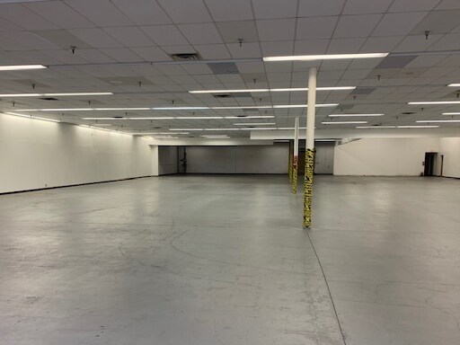 More Photos Of 1455 W Trinity Mills, Carrollton Freestanding For Lease