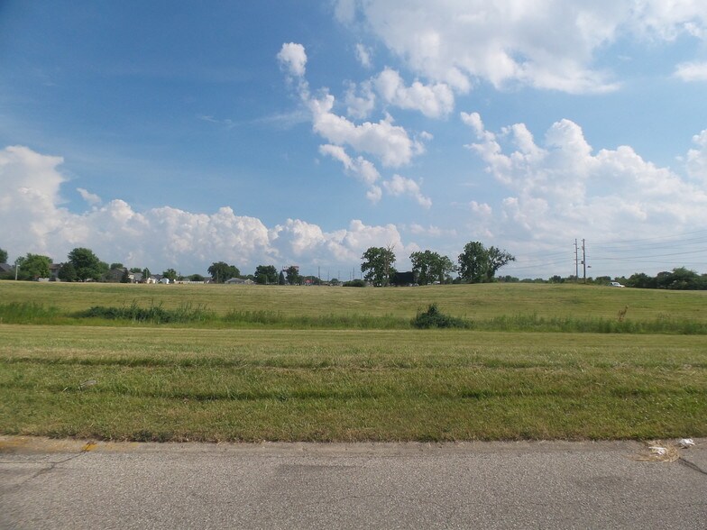 Primary Photo Of 00 S US 31 Hwy, Whiteland Land For Sale
