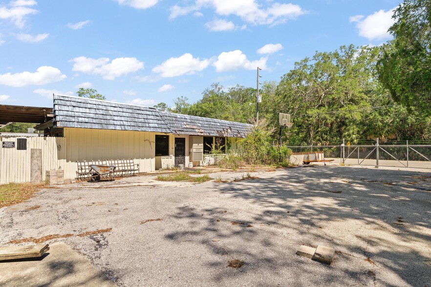 More Photos Of 6024 Cortez Blvd, Weeki Wachee General Retail For Sale