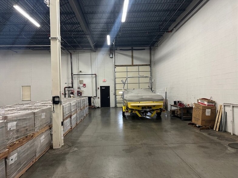 More Photos Of 290 Industrial Dr, Wauconda Warehouse For Sale