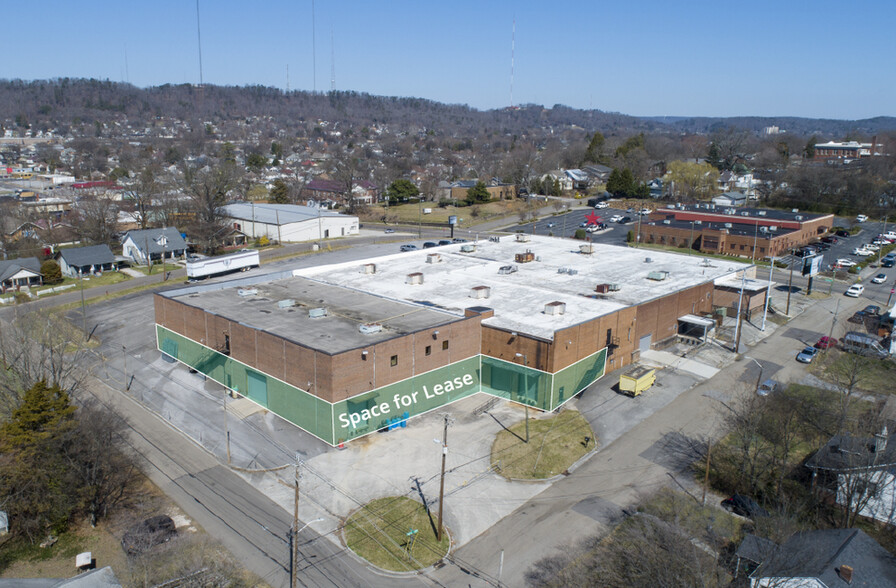 Primary Photo Of 121 W Oak Hill Ave, Knoxville Warehouse For Lease