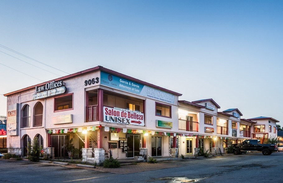 Primary Photo Of 9063 Research Blvd, Austin Storefront Retail Office For Lease