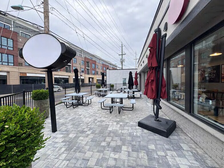 More Photos Of 175 Kinderkamack Rd, Emerson Fast Food For Lease