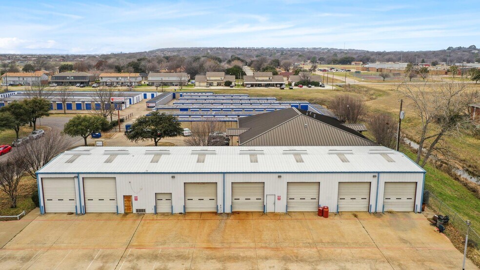 More Photos Of 240 Exchange St, Burleson Auto Dealership For Sale