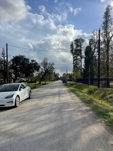 More Photos Of 7535 Nodding Pines Ln, Houston Manufactured Housing Mobile Home Park For Sale