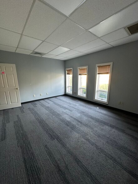 More Photos Of 665 Opelika Rd, Auburn Medical For Sale
