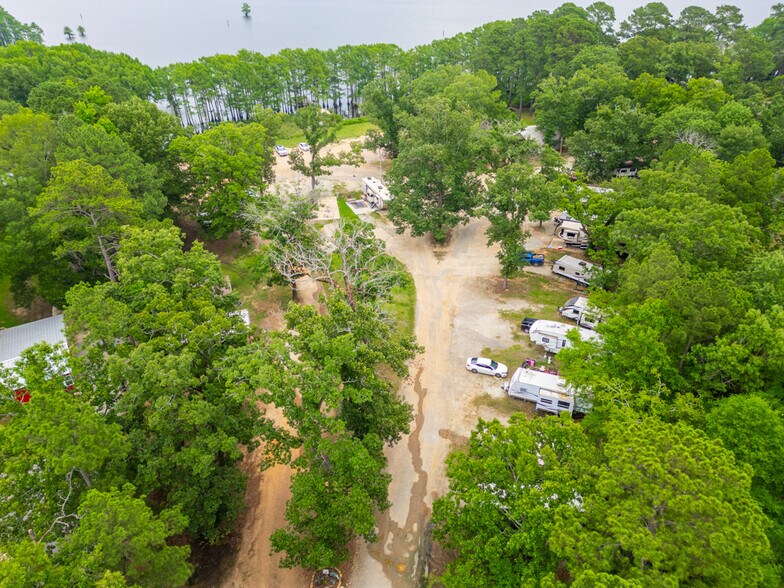 More Photos Of 7415 N State Line Rd, Karnack Trailer Camper Park For Sale