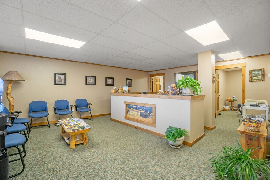 More Photos Of 1230 Big Thompson Ave, Estes Park Medical For Sale
