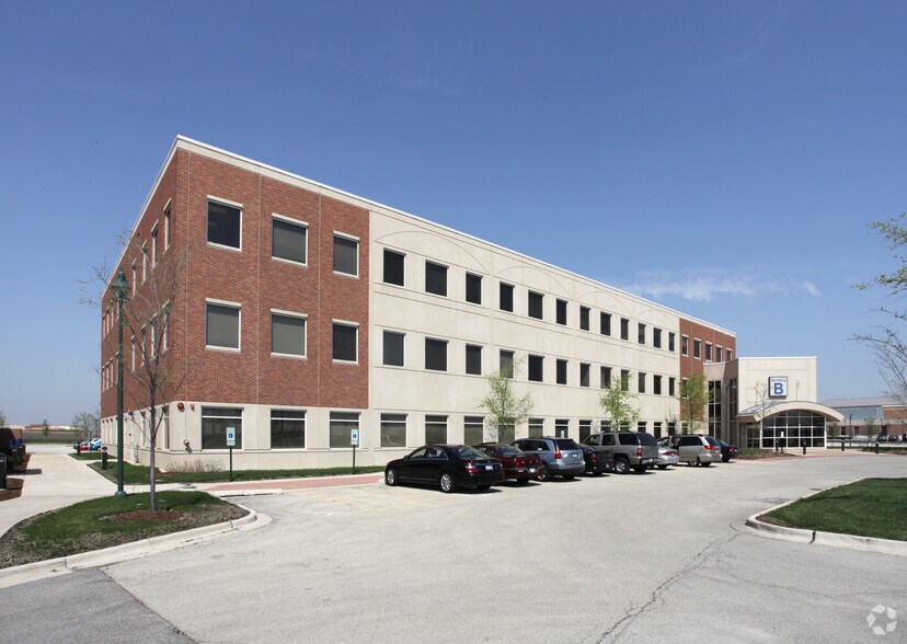 More Photos Of 24600 W 127th St, Plainfield Office For Sale