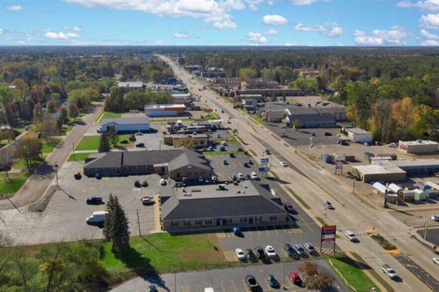 More Photos Of 2811 8th St, Wisconsin Rapids Office For Lease