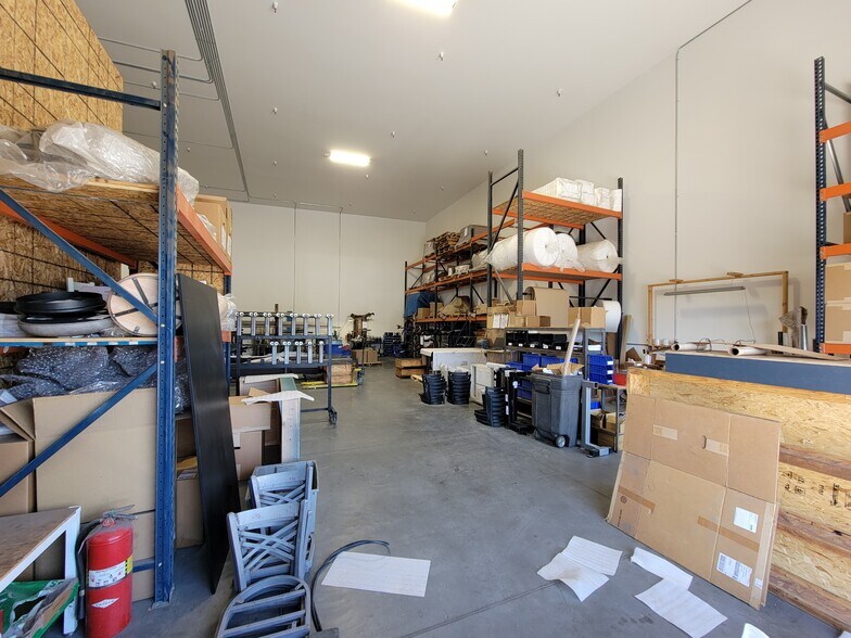 More Photos Of 32 S 1800 W, Lindon Warehouse For Lease